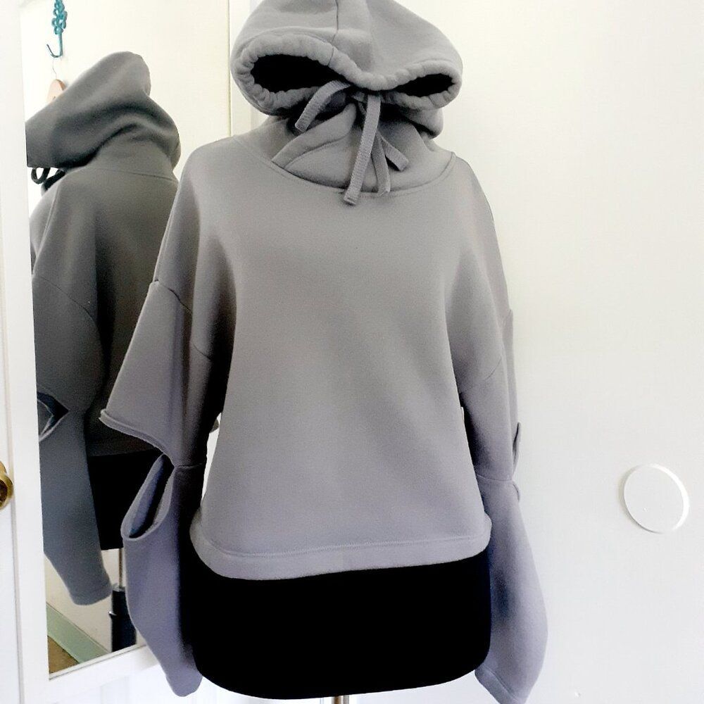 Bella Canvas Fleece Collection Crop Style Cut Out Grey Pullover Hoodie Small